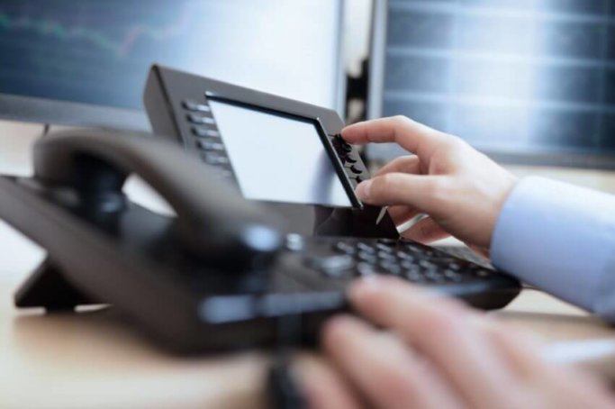 best-office-telephone-system-in-UAE best business phone